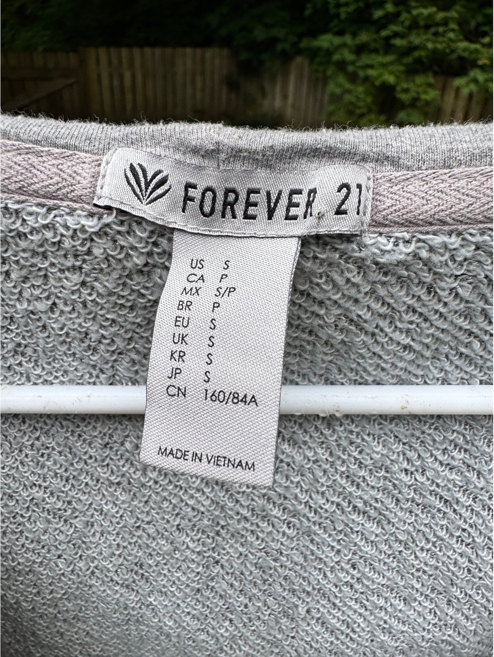 Forever 21 Gray Sleeveless Hoodie Sweatshirt Top Size Small - Picture 5 of 5